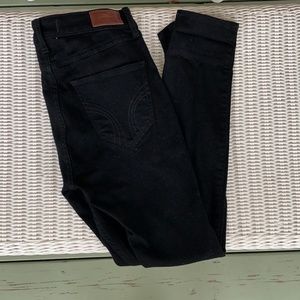 Hollister black ripped skinny jeans high rise